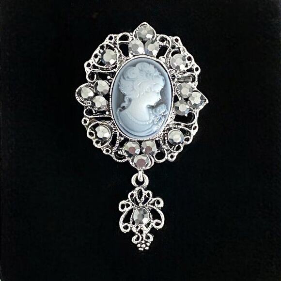 Victorian-style Brooch Faux CAMEO MARCASITE Pin BLUE SILVER BLACK Goth Vampire - Picture 1 of 3